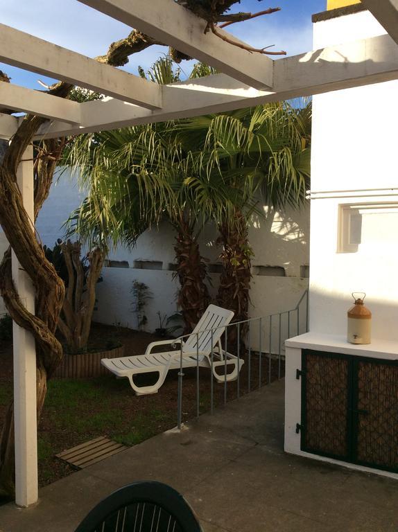 蓬塔德尔加达Family House Garden别墅 外观 照片